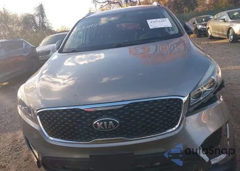 2017 Kia Sorento 2.4L Lx z USA, uszkodzony, nr VIN 5XYPG4A33HG264698